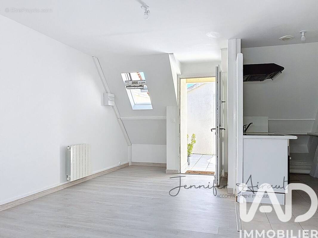 Appartement 27 m² à Donnemarie-Dontilly  - photo 1