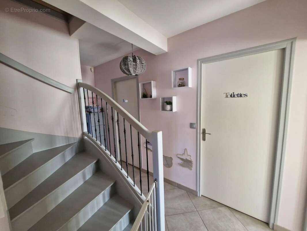 Maison à SAINTE-RADEGONDE