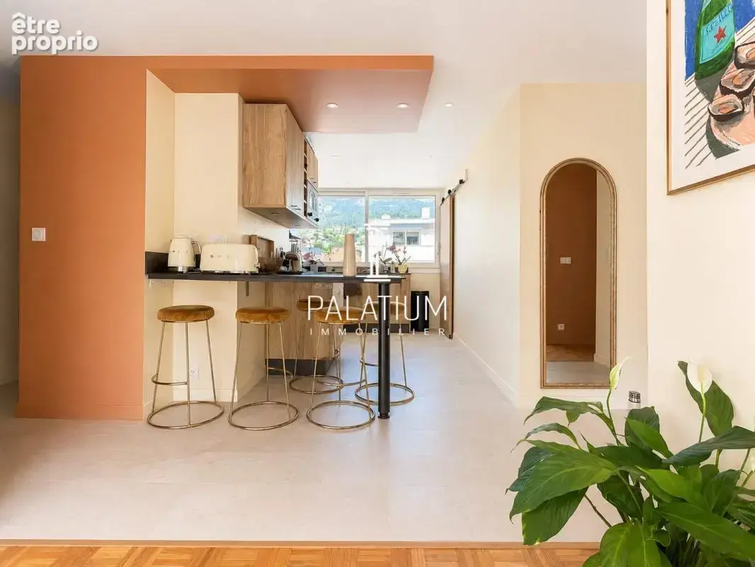 Magnifique appartement climatisé et rénové, en dernier étage - photo 4
