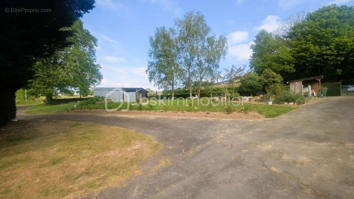 Maison à LE BEUGNON