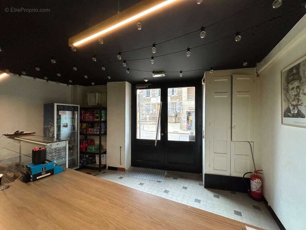 Commerce à HAUTERIVES