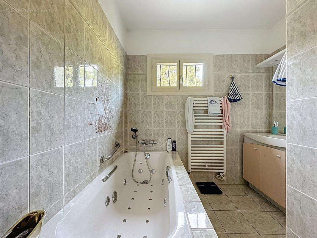 Maison à LA GACILLY