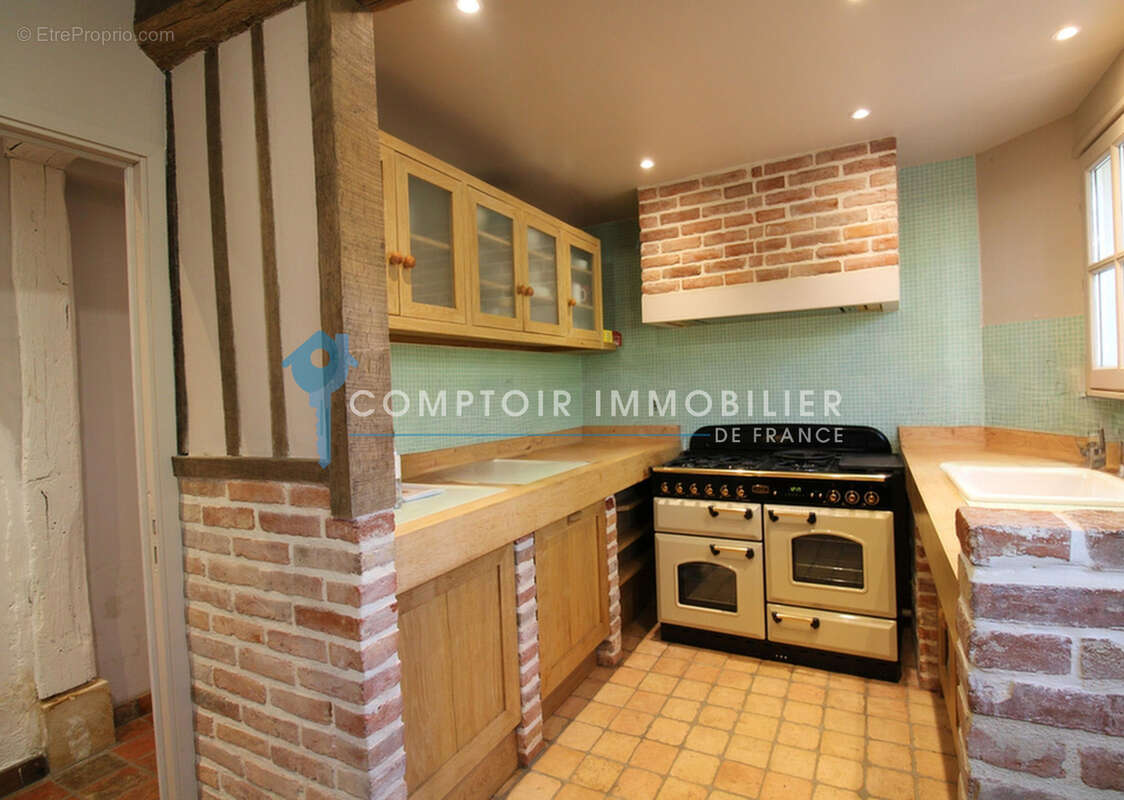 A vendre Dpt Eure (27) proche Pacy sur Eure Moulin 353 m2 avec piscine sur terrain de 5542 m2 au bord de riviè - photo 6