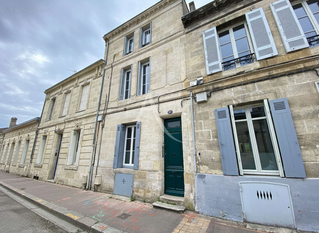 Appartement à BORDEAUX