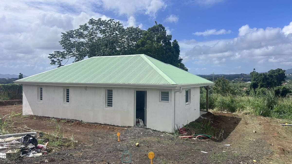 Maison à LE LAMENTIN