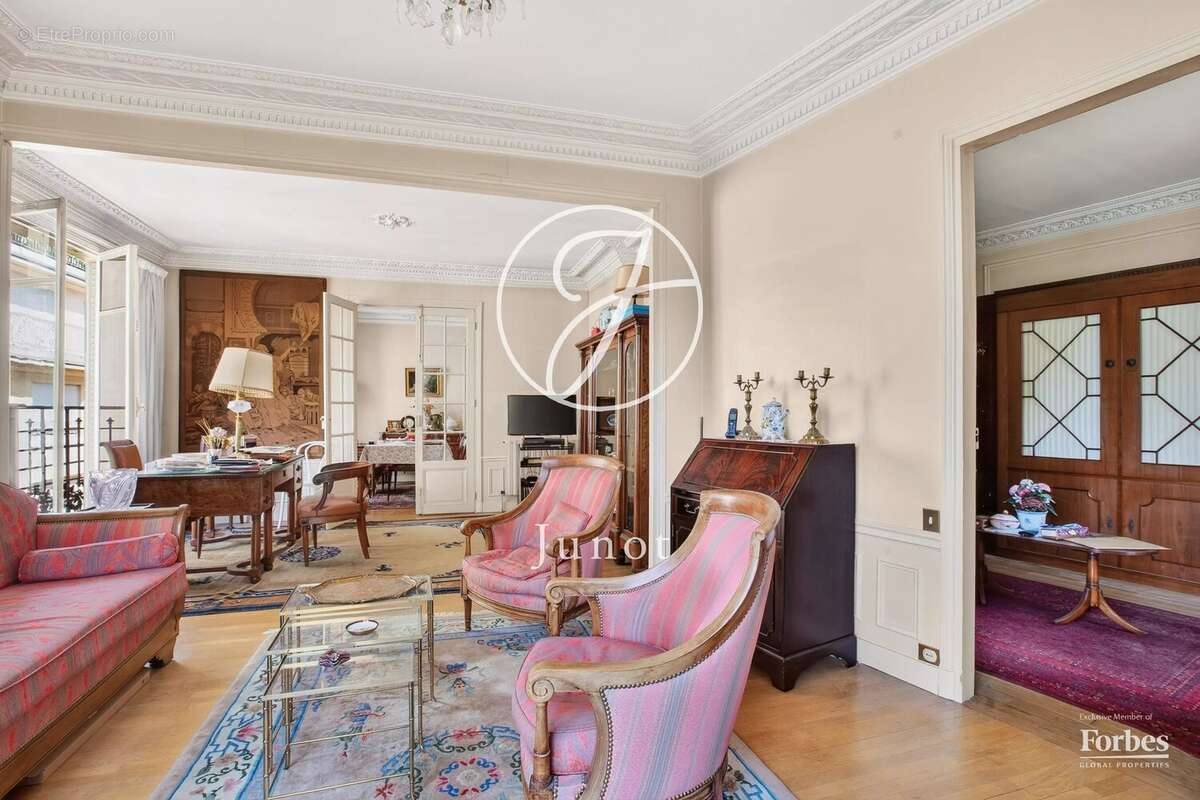 Paris 14e - RUE ROLI - Appartement à vendre - 3 pièces - 68,04m² Carrez - 1/2 chambres - Vue dégagée sur le parc. - photo 8