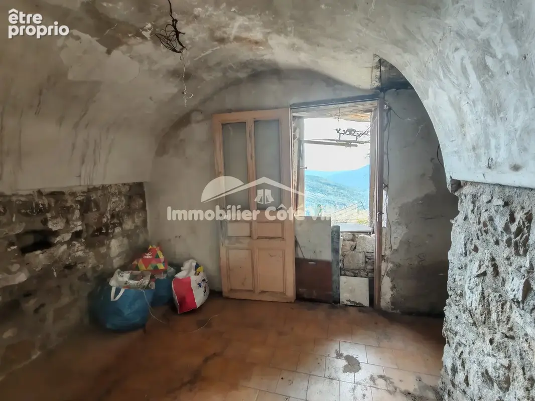 À vendre   appartement à rénover entierement à coaraze - photo 3