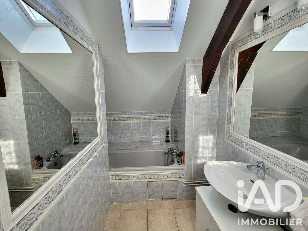 Maison 188 m² à Chatellerault  - photo 7