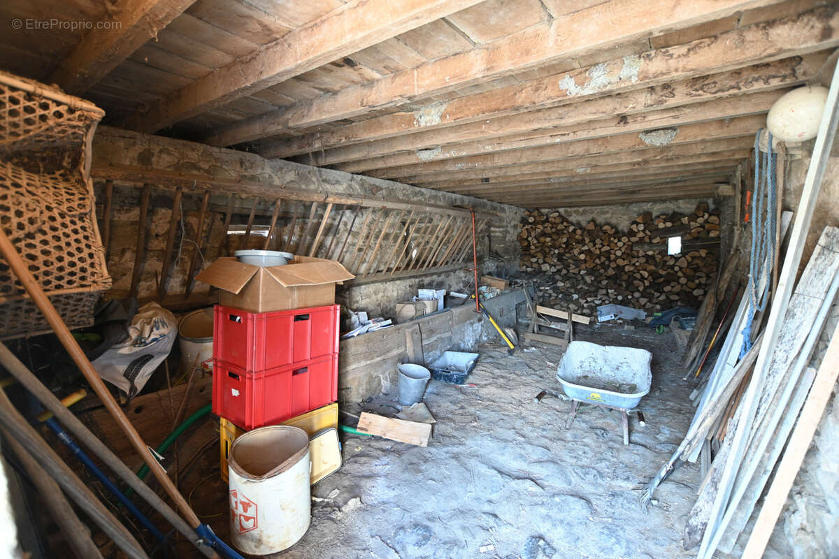 Maison à DOMECY-SUR-CURE