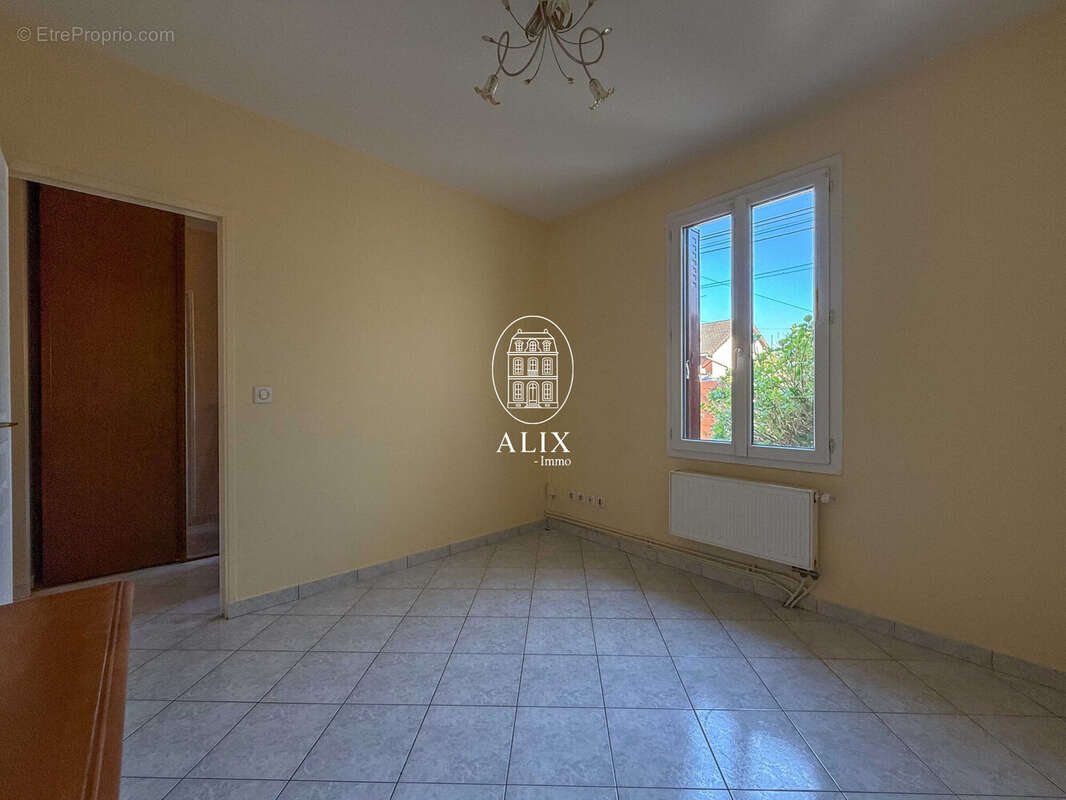 Maison à ARNOUVILLE-LES-GONESSE