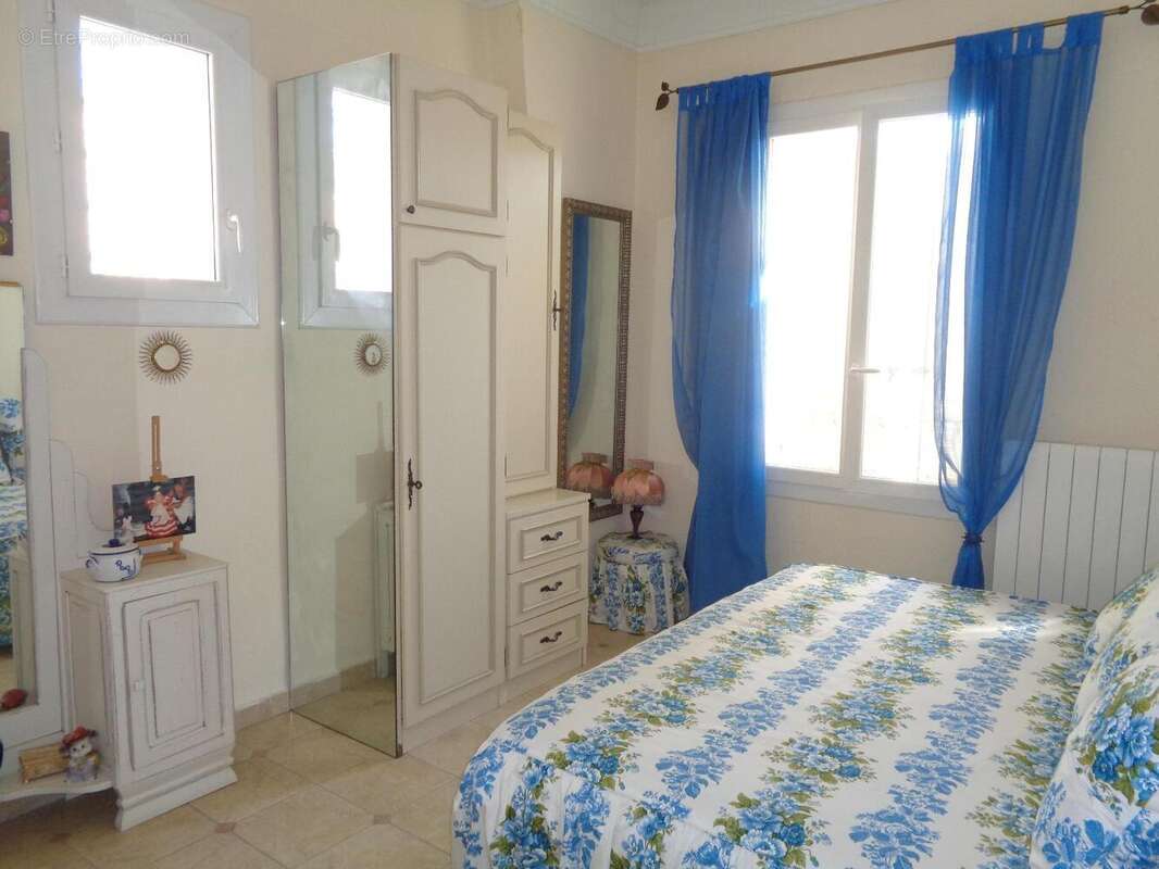   - Maison à DRAGUIGNAN