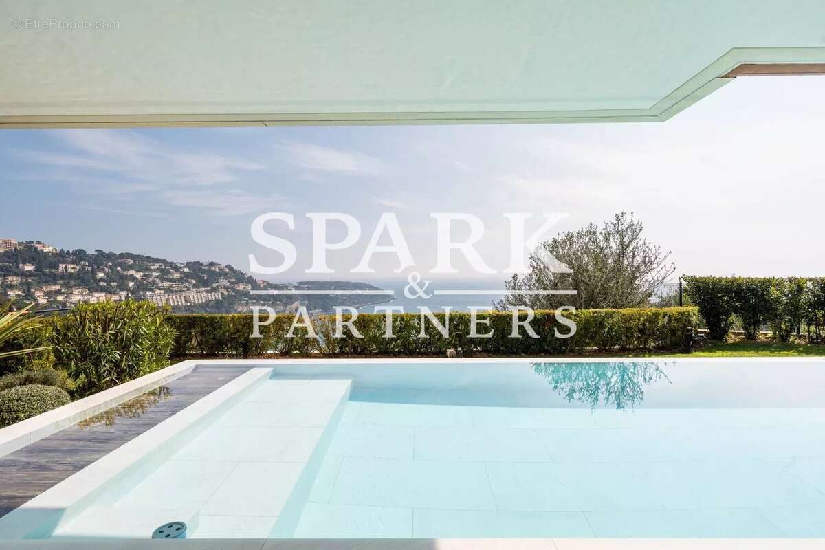 Maison à ROQUEBRUNE-CAP-MARTIN