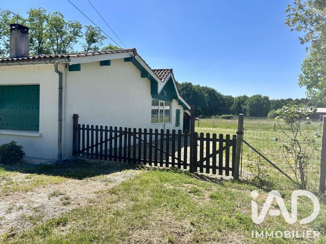 Photo 6 - Maison à VENDAYS-MONTALIVET