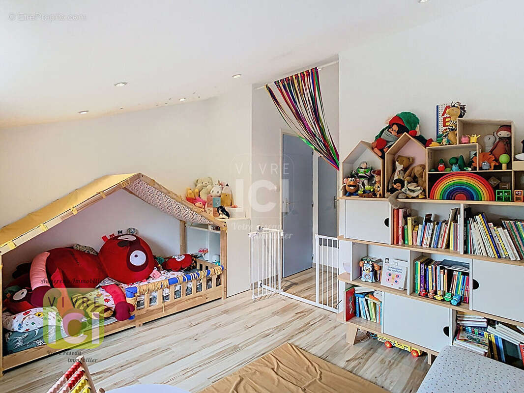 Maison à LA ROMAGNE