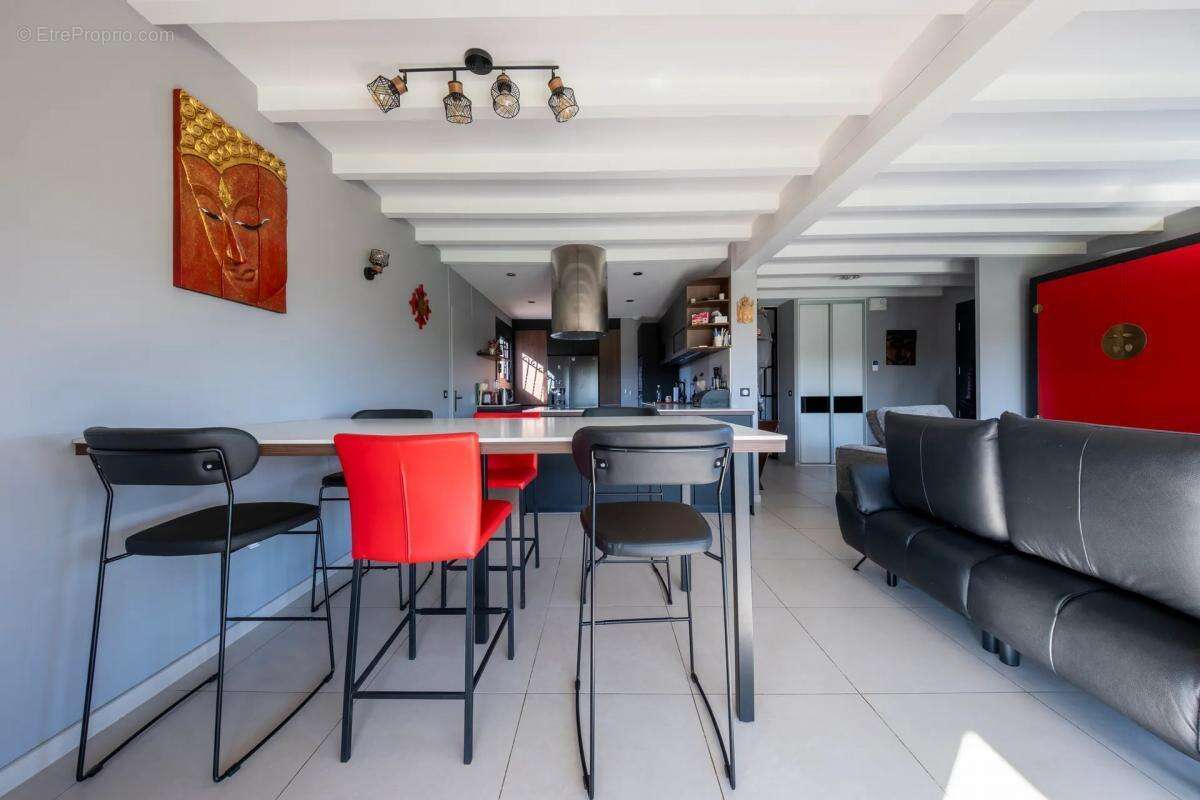 Maison à FONTENILLES