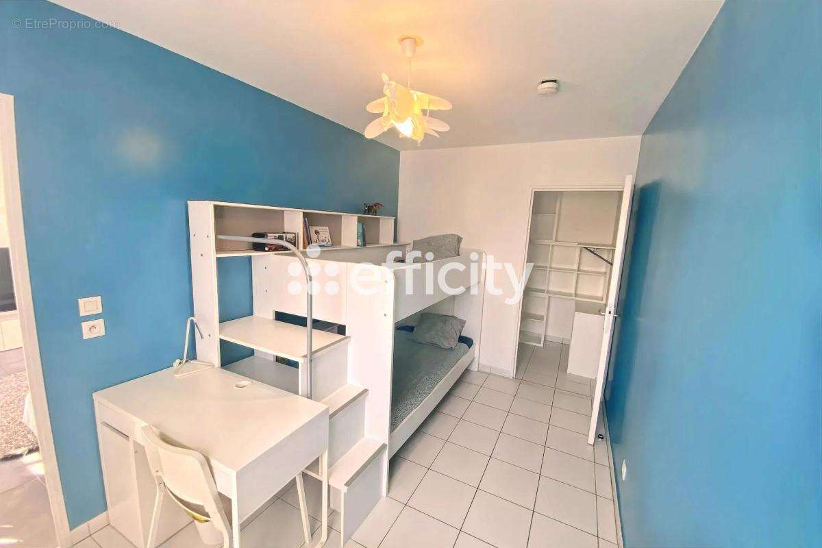 Appartement à SAINT-FONS