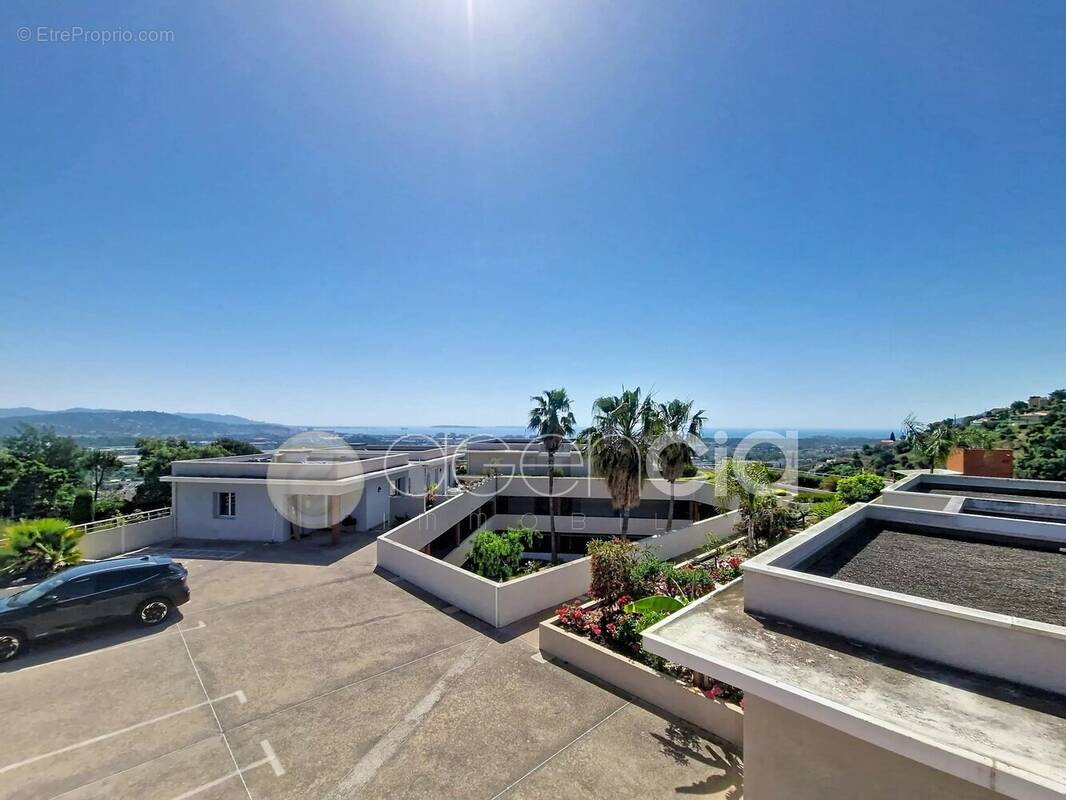 Appartement à MANDELIEU-LA-NAPOULE