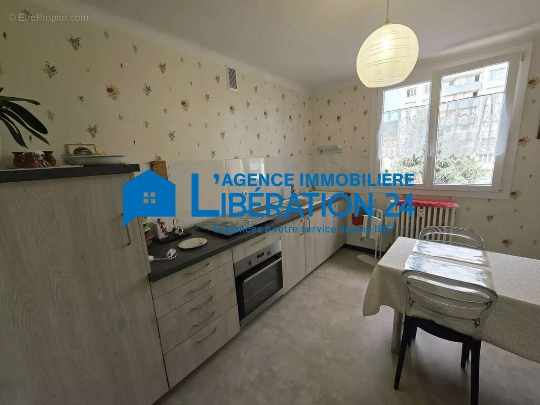 appartement F3 de 78 m² - photo 2