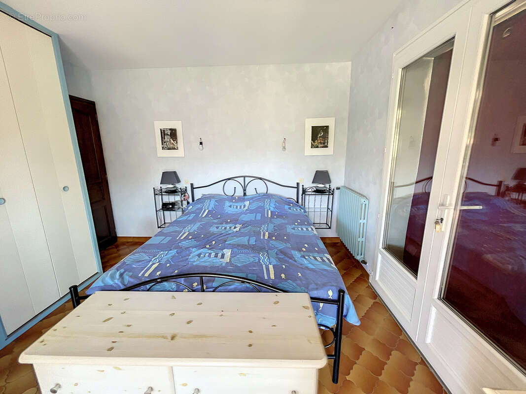 Appartement à BORMES-LES-MIMOSAS