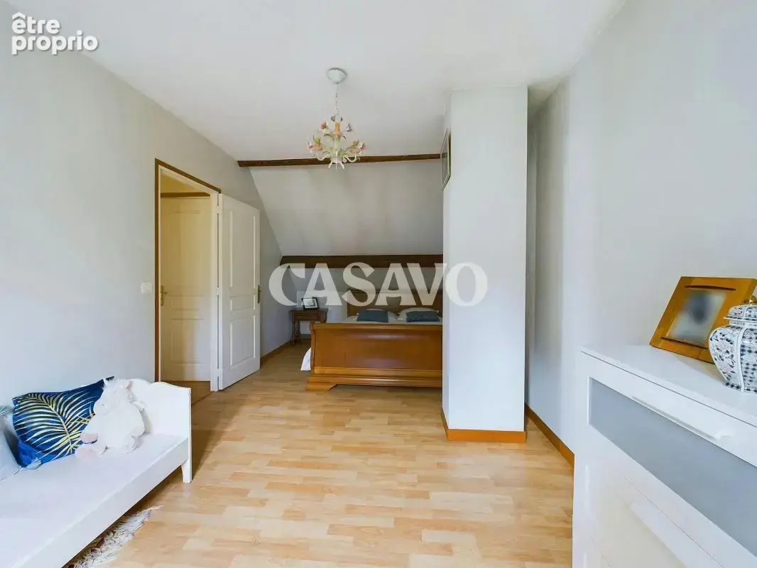 Vente Maison 8 pièces de 145m² - 77450 Montry - photo 14