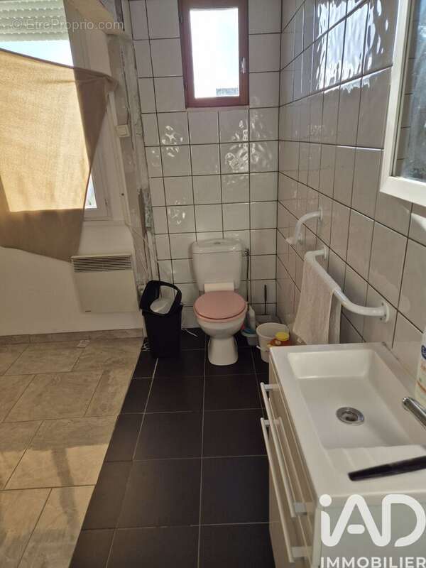 Photo 8 - Maison à MONTLUCON