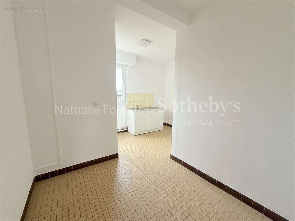 Appartement à LA MADELEINE