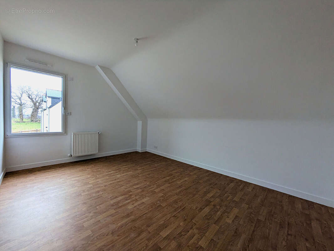 Maison à DOL-DE-BRETAGNE