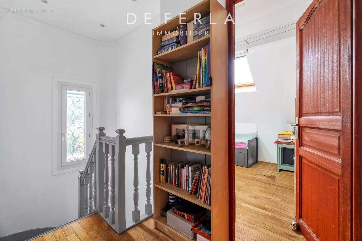 Maison à NEUILLY-SUR-MARNE