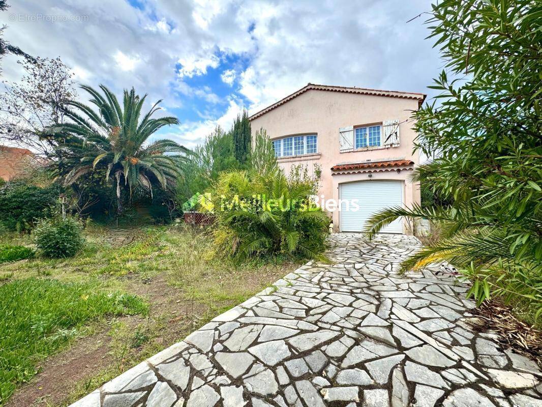 Maison à SAINT-RAPHAEL