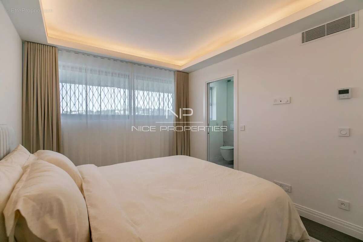 Appartement à VILLENEUVE-LOUBET