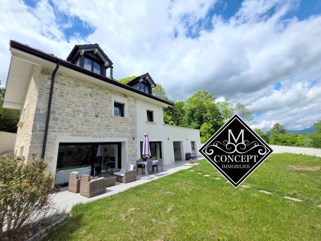 Maison à LANCRANS
