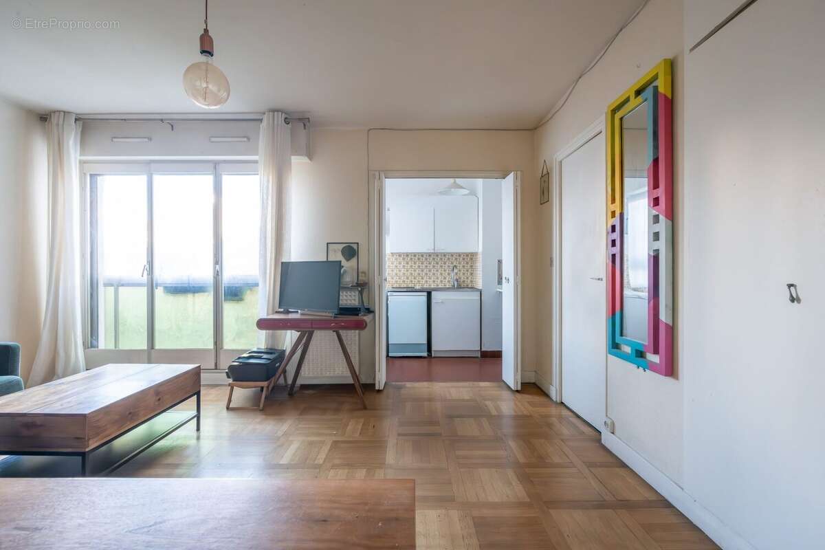 Appartement à PARIS-12E