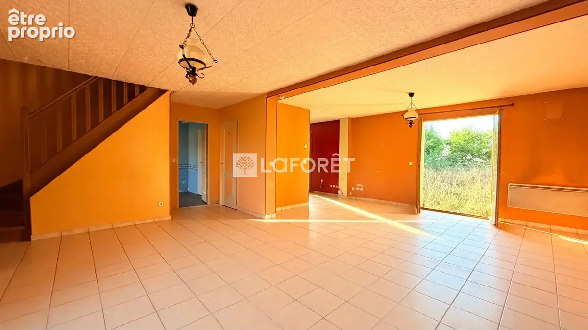 A vendre à ELISE-DAUCOURT, 4 chambres 110 m² - photo 2