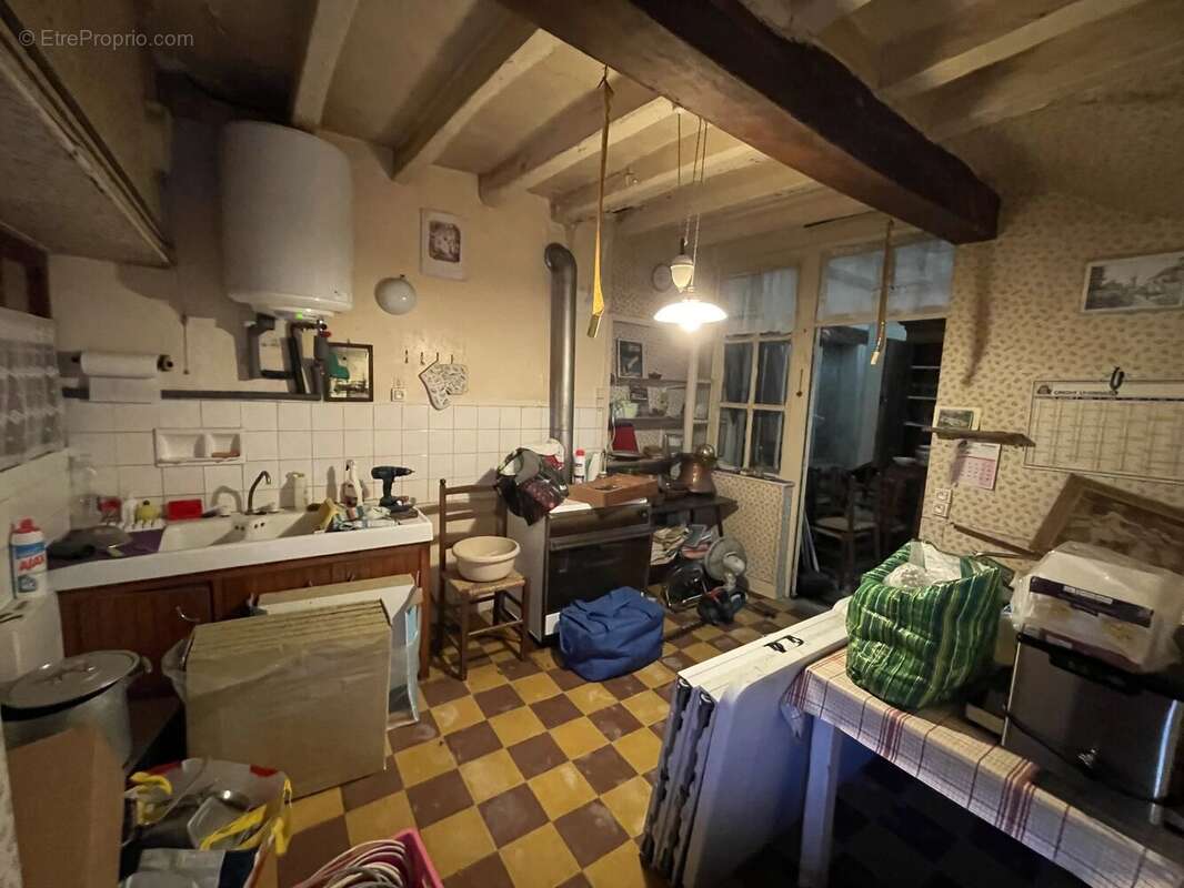 Appartement à SAVIGNE-SUR-LATHAN