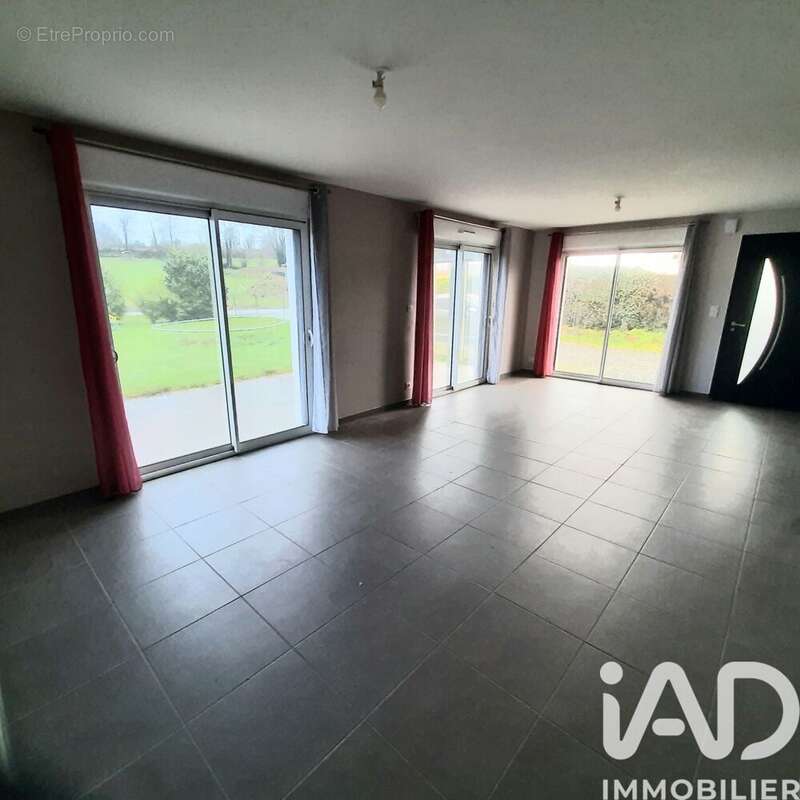 Photo 6 - Maison à PLONEVEZ-DU-FAOU