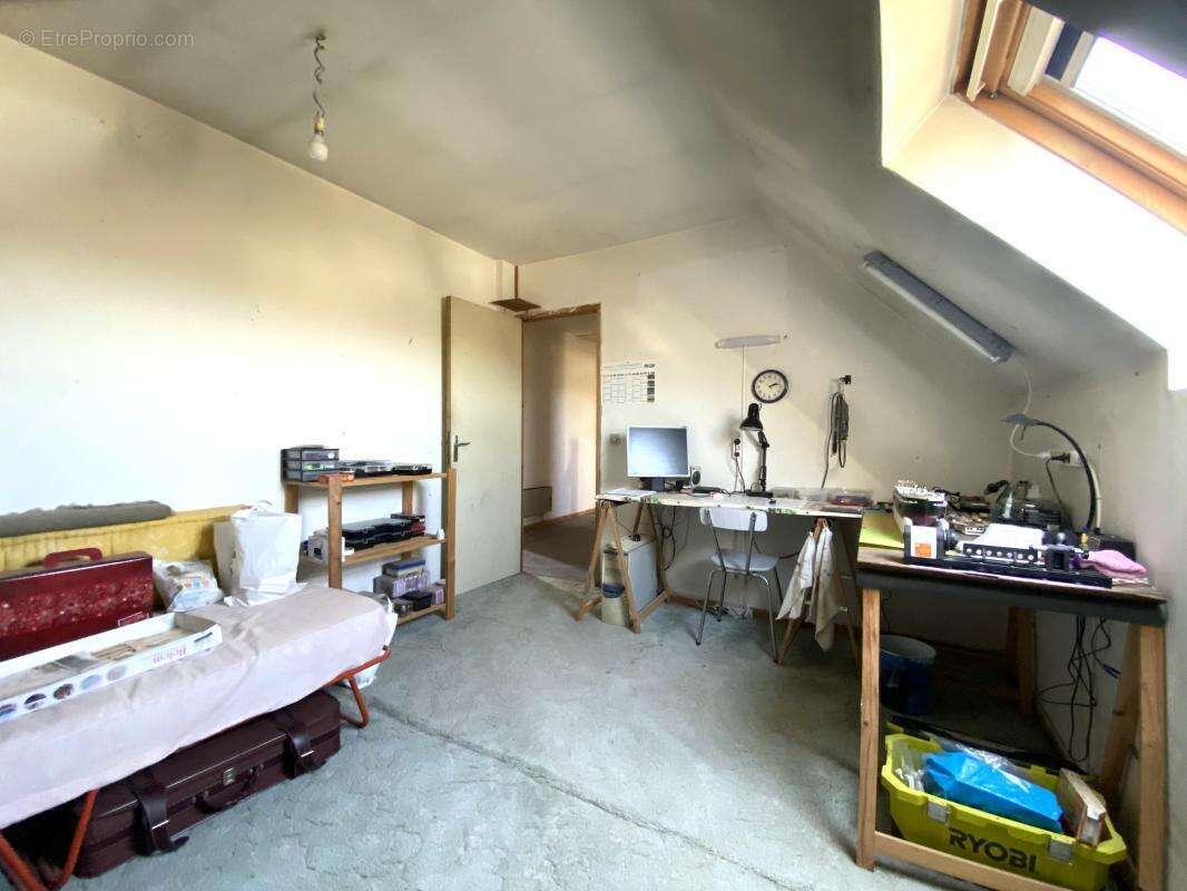 Maison à BONNIERES-SUR-SEINE