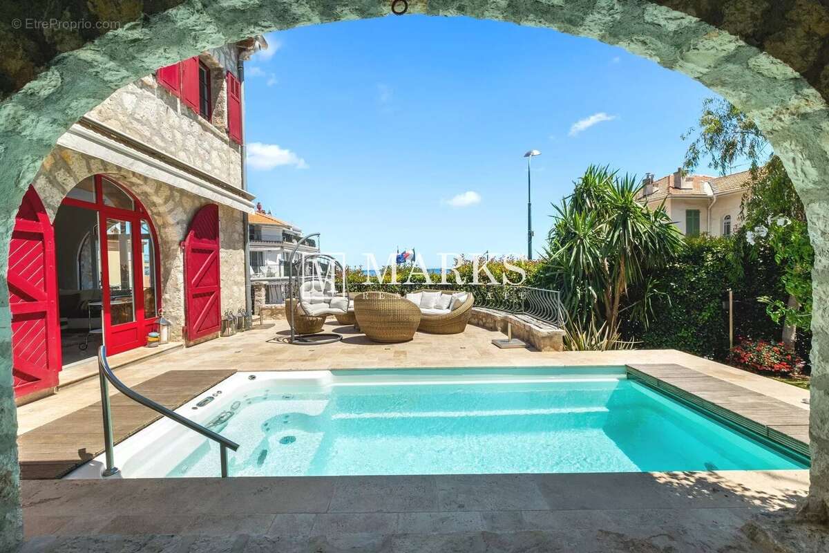 Maison à SAINT-JEAN-CAP-FERRAT