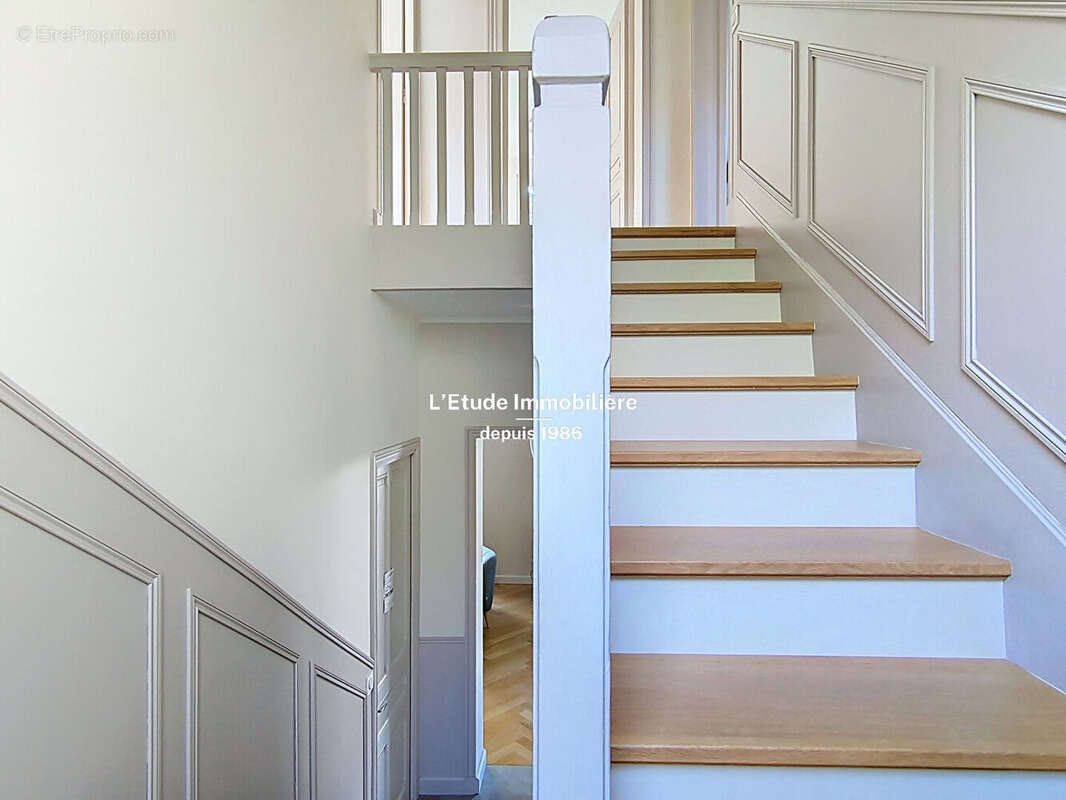 Maison à SATHONAY-CAMP