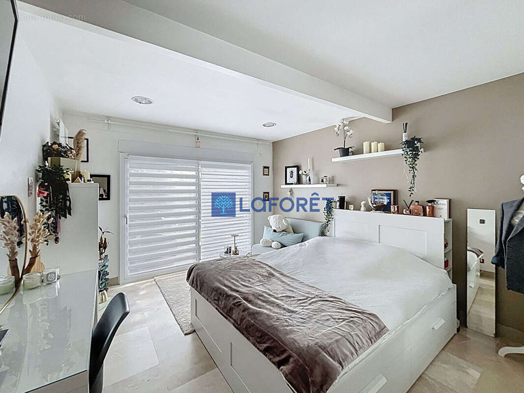 Maison à SAINT-GERMAIN-LES-CORBEIL