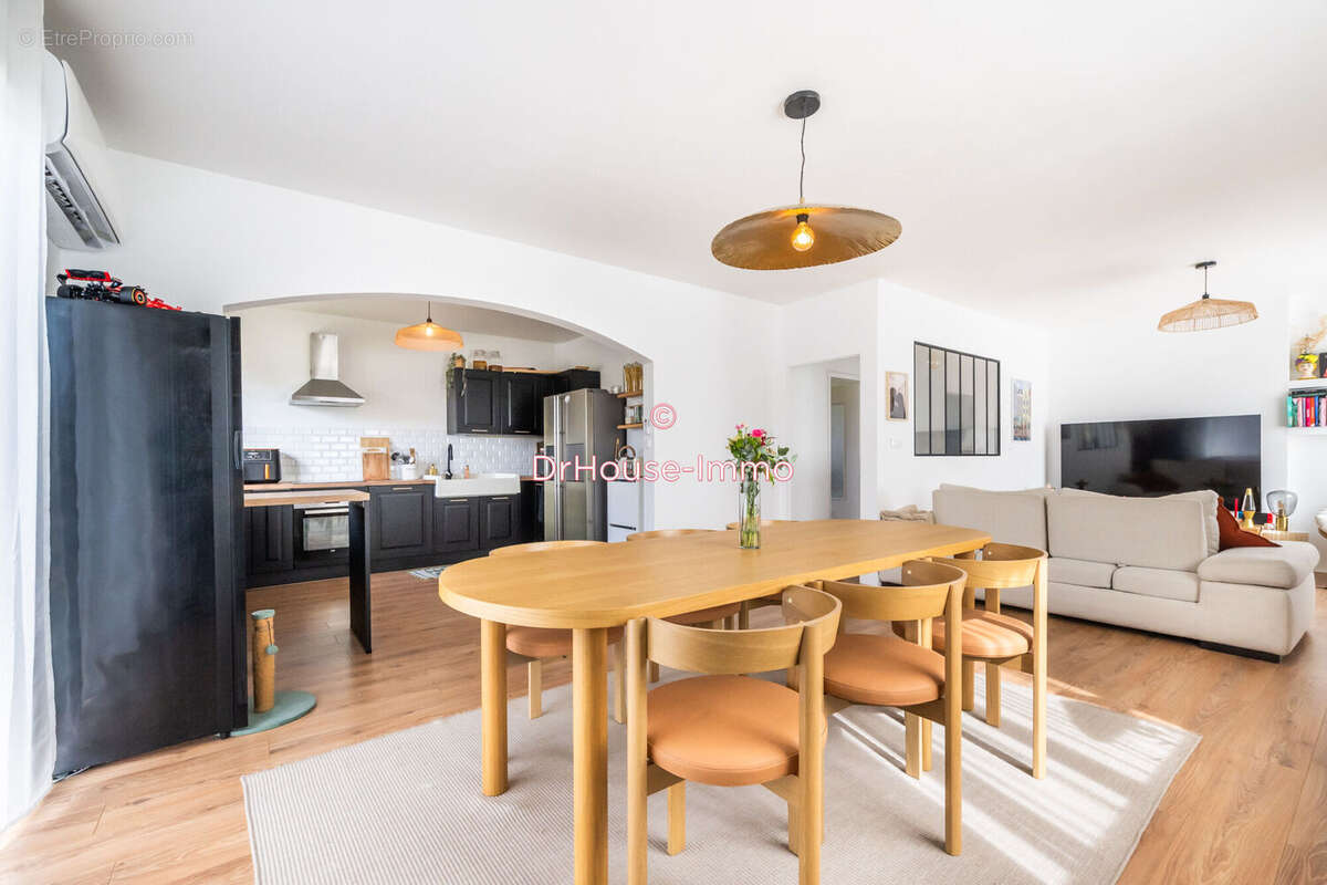 Appartement à BRUGUIERES