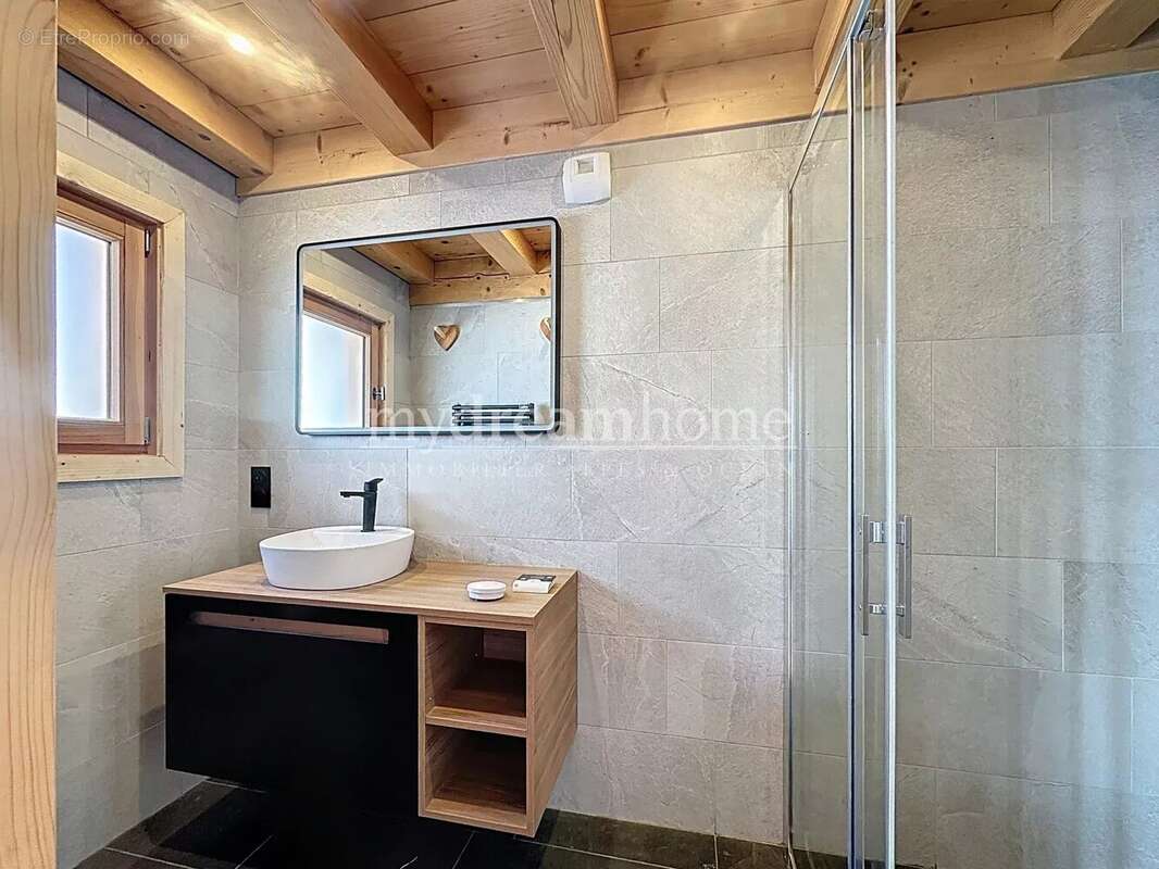 Maison à SAINT-NICOLAS-LA-CHAPELLE