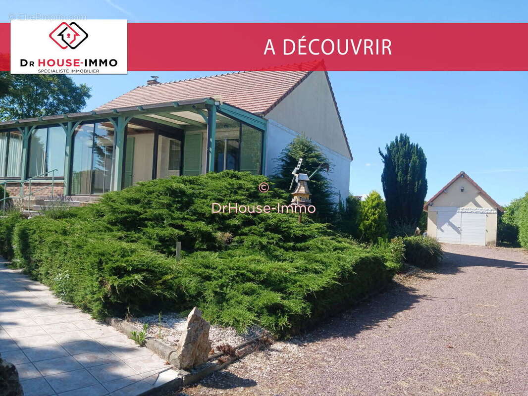 Maison à CLAVILLE