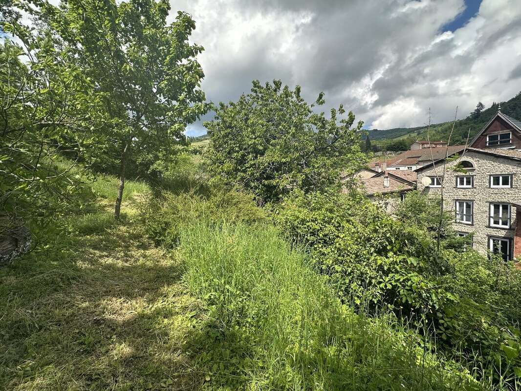 Maison à BEAUJEU