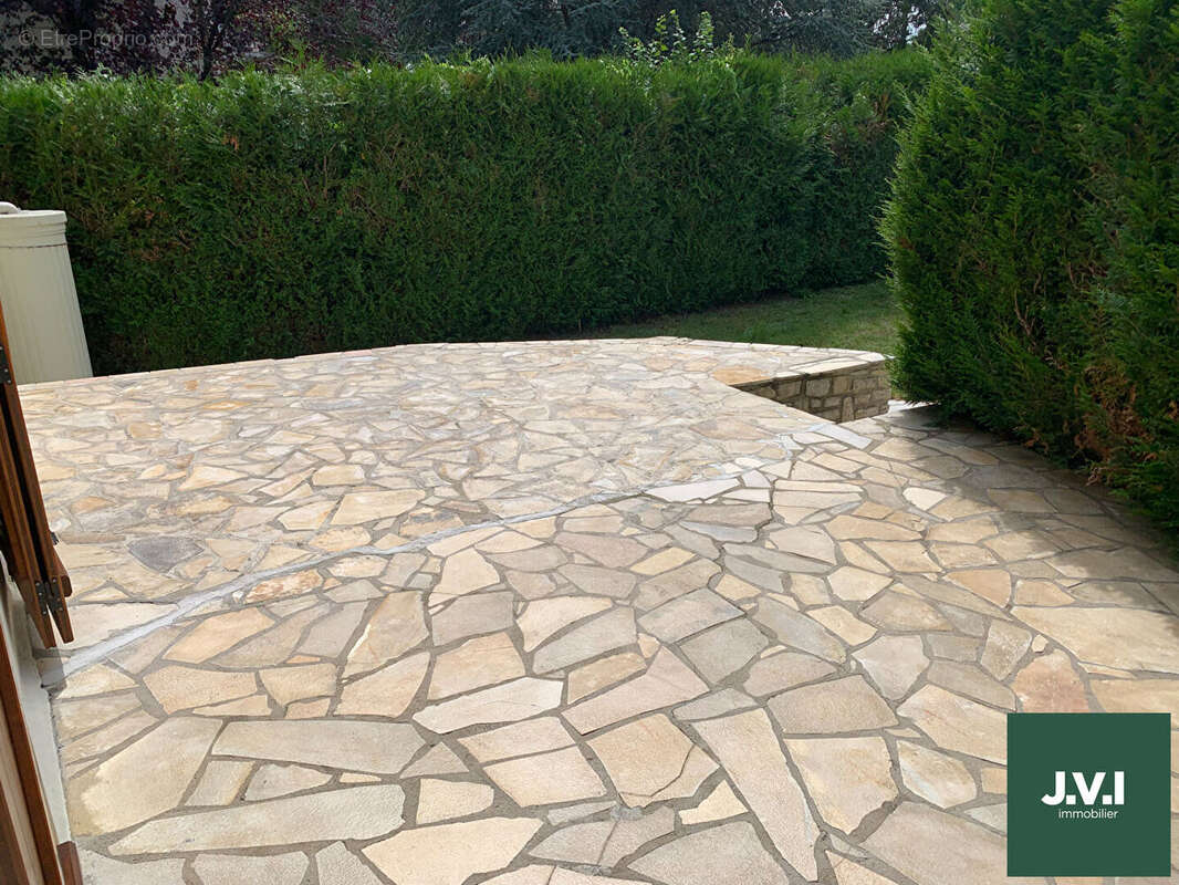 Maison à MONTMORENCY