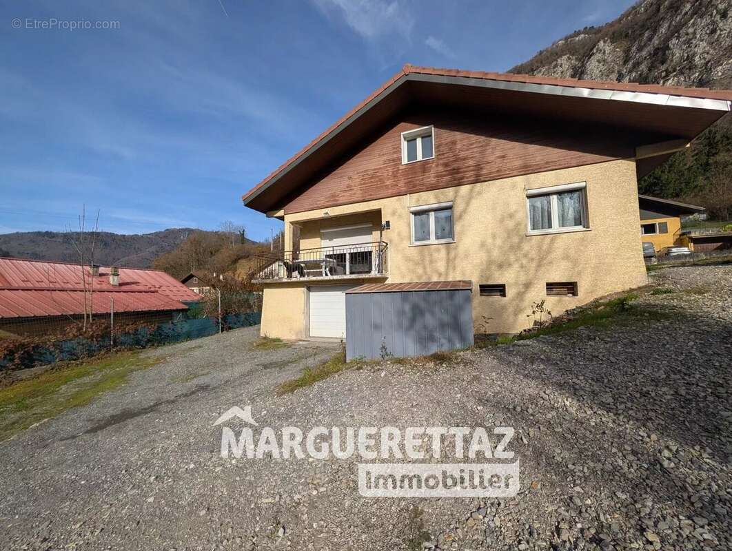 Maison à SAINT-JEOIRE