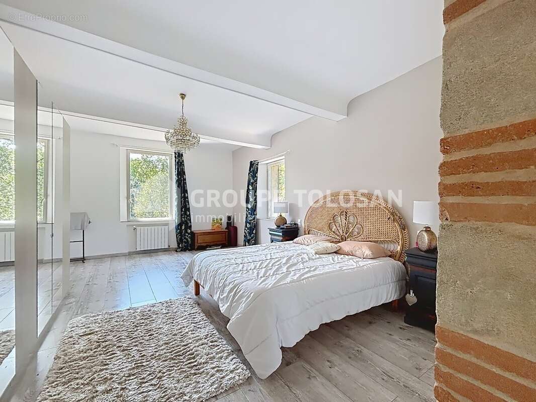 Maison 255 m² à Lavaur  - photo 12