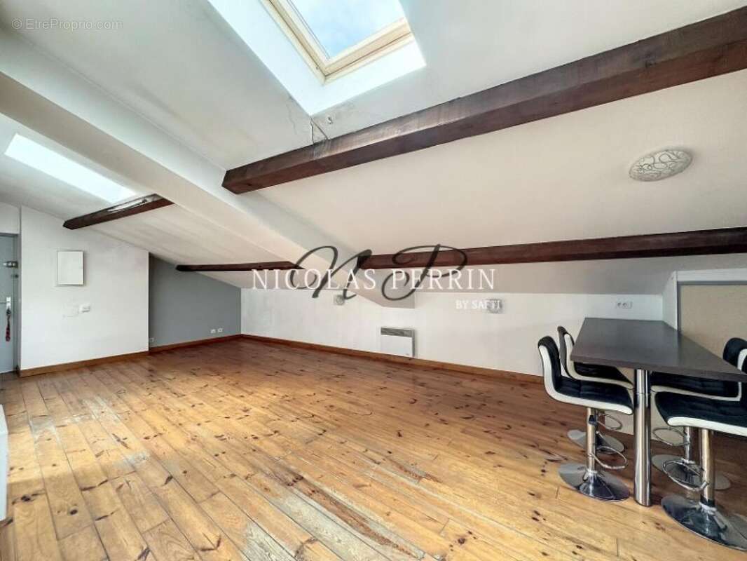 Photo 2 - Appartement à LE MUY