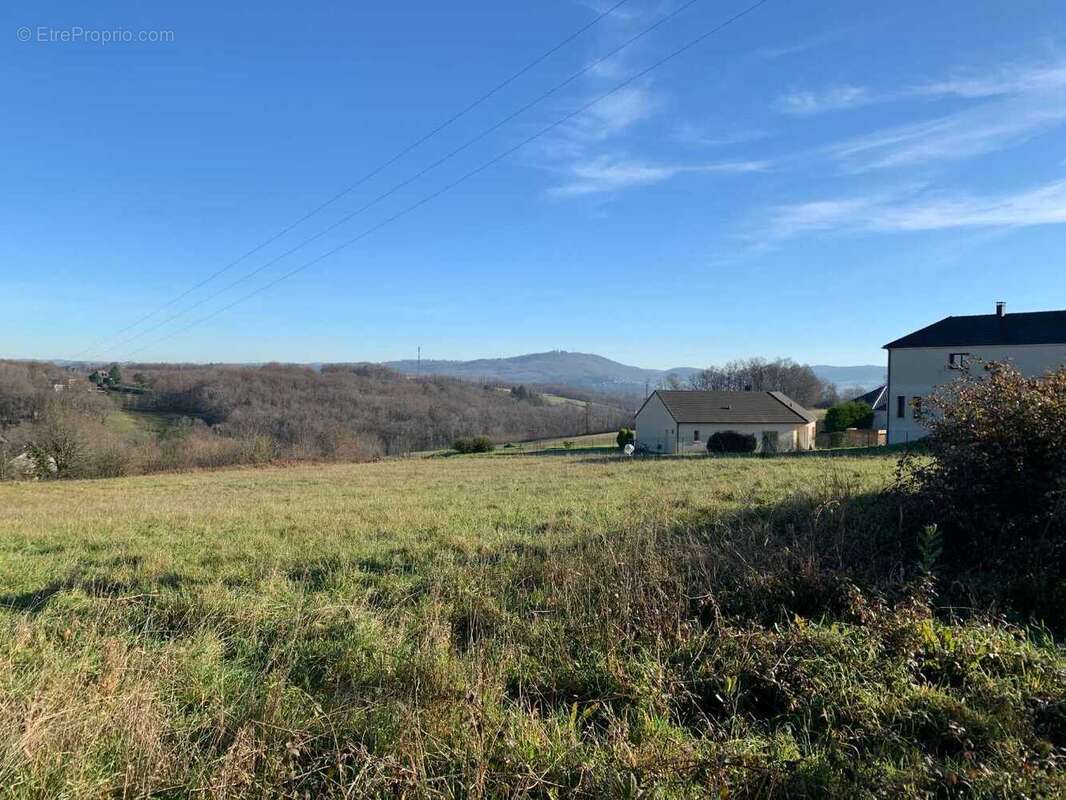 Terrain 3024 m² à Saint-Pantaleon-De-Larche  - photo 175