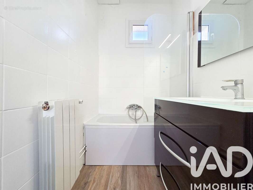 Photo 9 - Appartement à POISAT