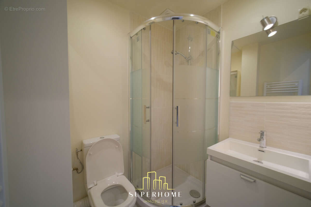 Appartement à MARSEILLE-4E